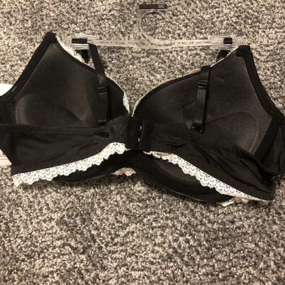 2 bras - Picture 4 of 8